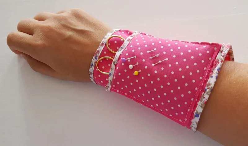 Photo 10 du pas à pas de montage de la manchette à épingles